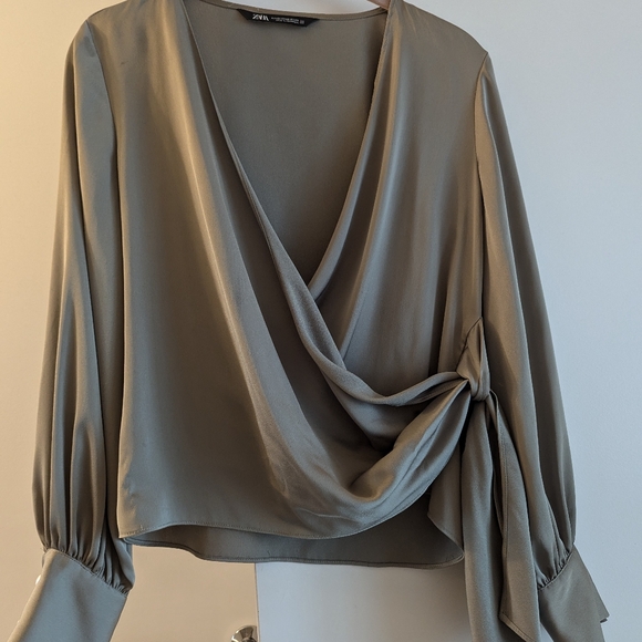 Zara satin blouse - Picture 2 of 3